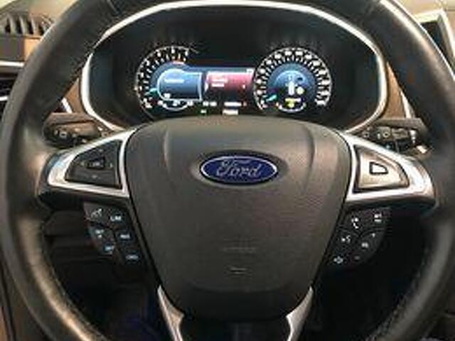 Ford EDGE 2.0 TDCI 210 CV AWD Start&Stop Powershift Titanium - 10/10